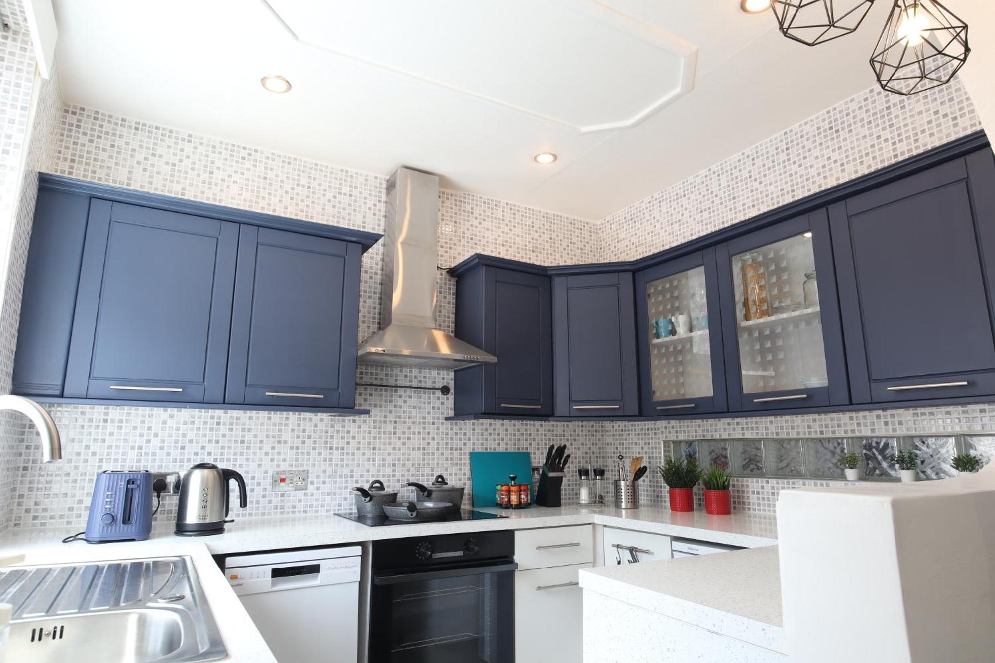 2-bedroom, Free Parking, High Speed Wi-fi, Swinton Holiday home *